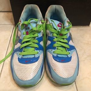 Womens Nike airmax sneakers